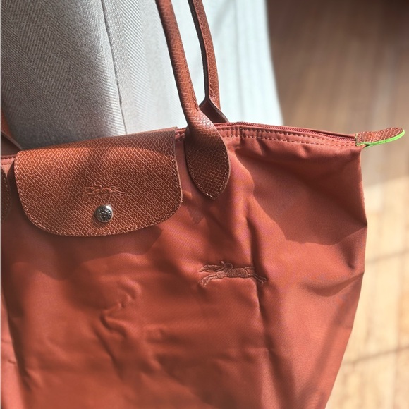 Longchamp MediumTote Bag in Brick - Picture 5 of 14